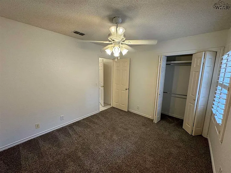 4845 Shenandoah Dr — Photo 13