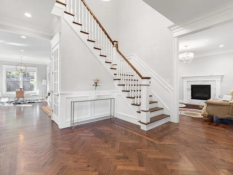 10 Fox Hill Rd — Photo 18