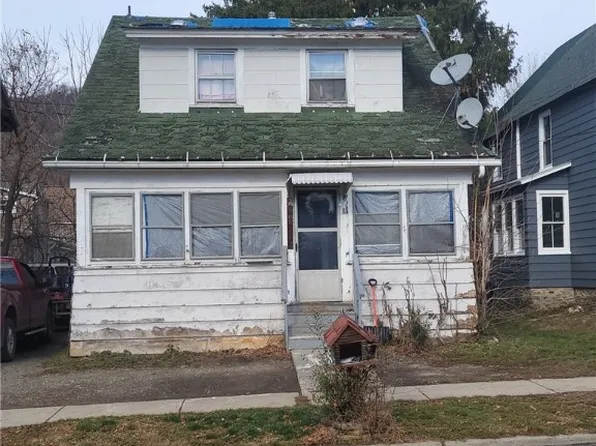 8 Grape St, Hammondsport, NY 14840