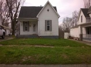 428 W Chestnut St, Canton, IL 61520