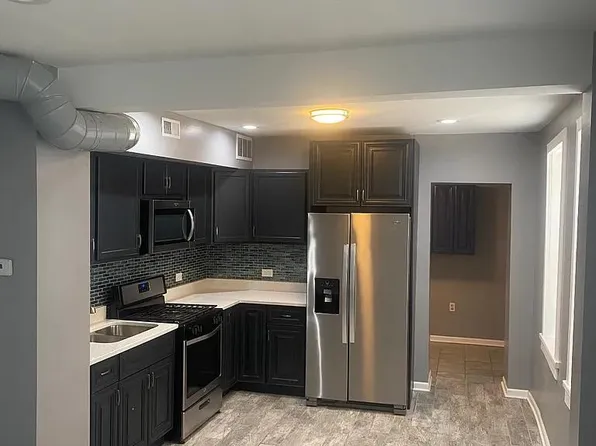 2862 W Belden Ave #1R, Chicago, IL 60647