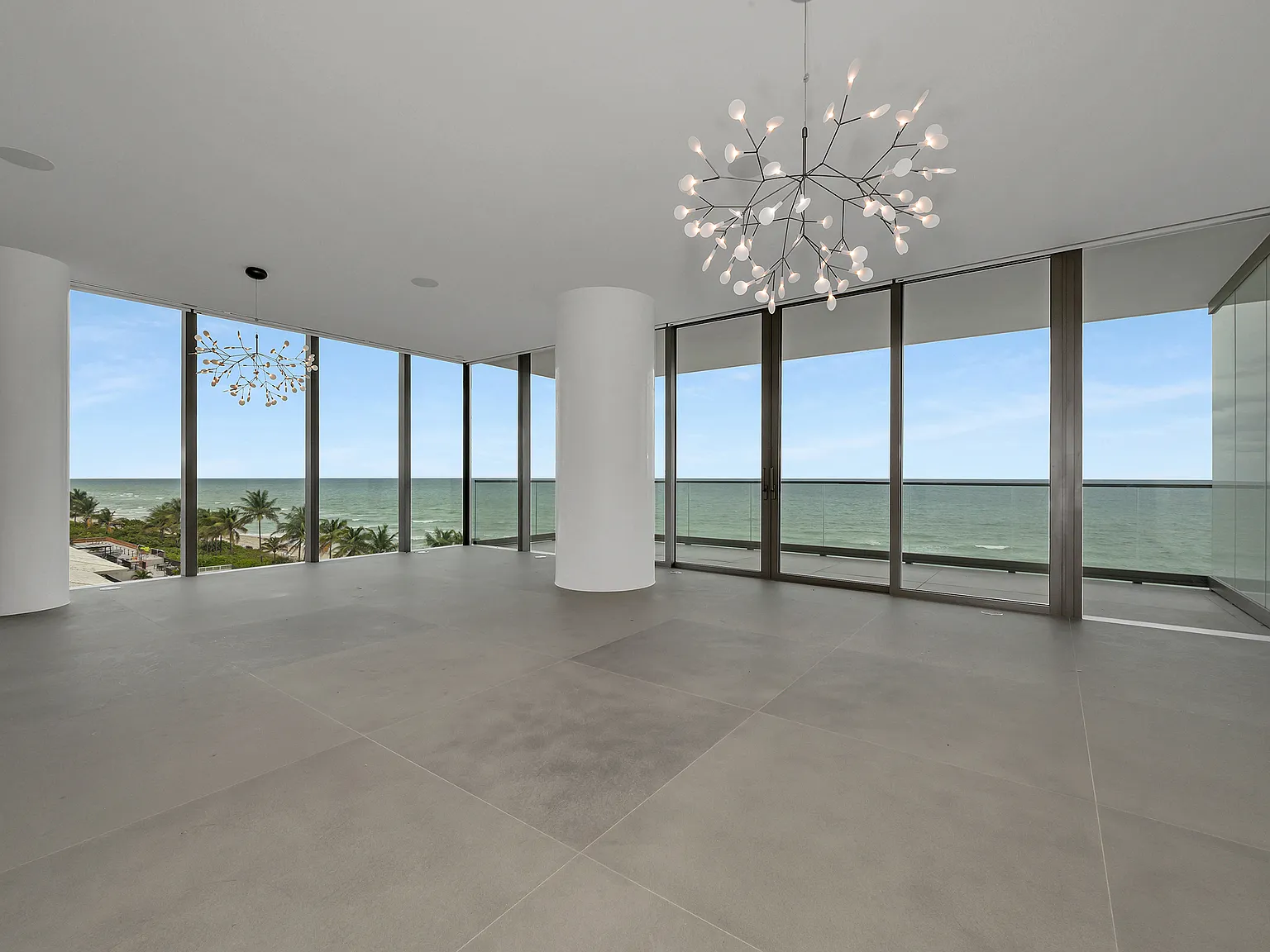 2000 S Ocean Dr — Photo 3