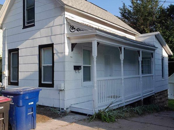 227 E 4th St