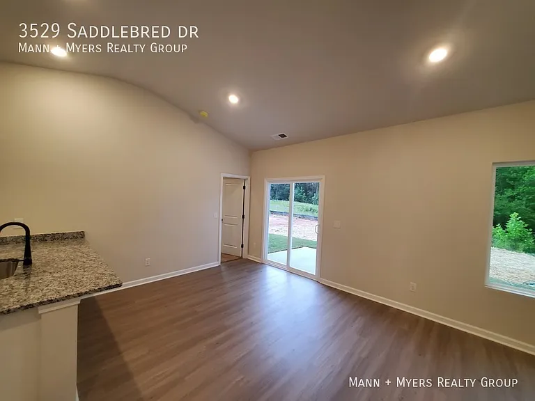 3529 Saddlebred Dr — Photo 17
