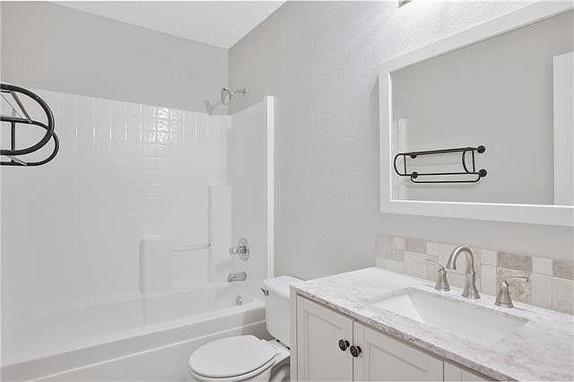 1st image of 1711 Prescott Dr