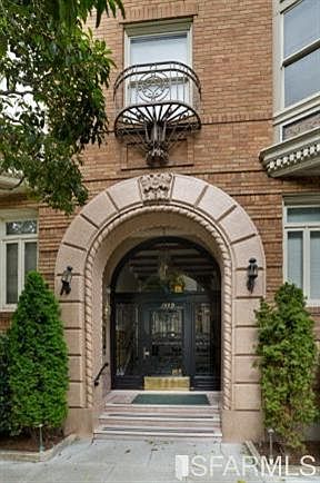 1st image of 1990 Green St APT 105