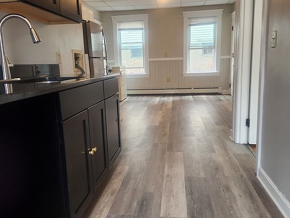 4th image of 5 Cohasset St #1