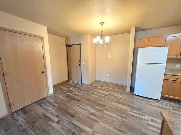 2nd image of 4510 E 53rd St APT 104