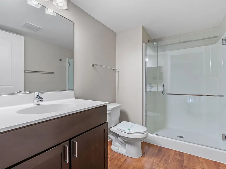 430 Oak Grove — Photo 12