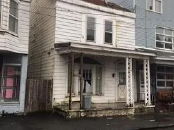 424 E Centre St, Mahanoy City, PA 17948