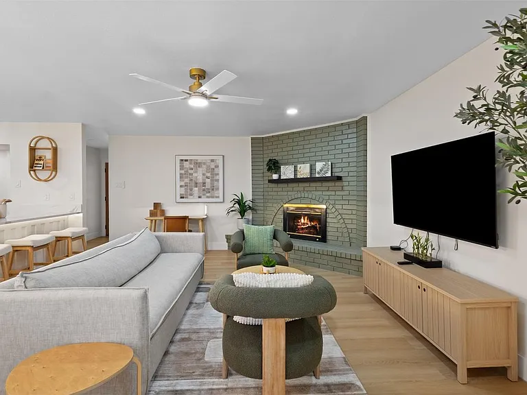 5325 Strickland Ave — Photo 6