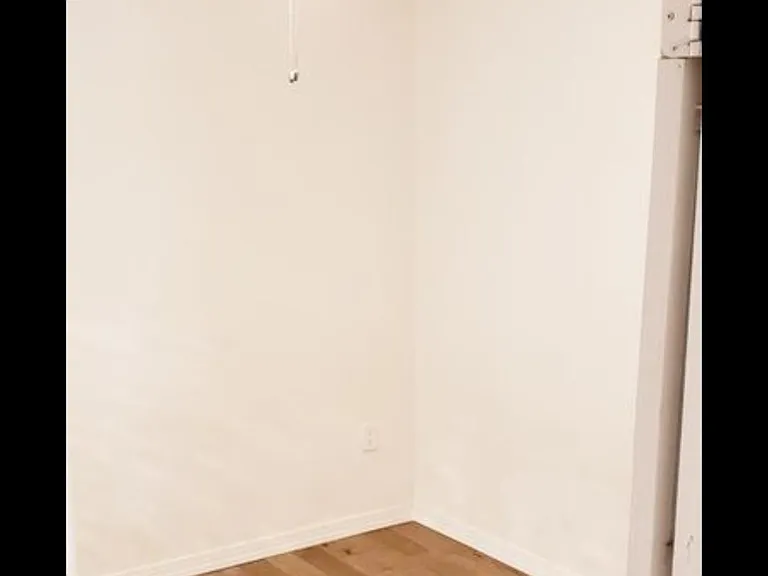 430 Lime St — Photo 12