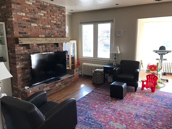 4th image of 5539-5541 Beacon St #5539