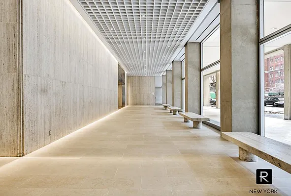 Rented by R New York | media 27