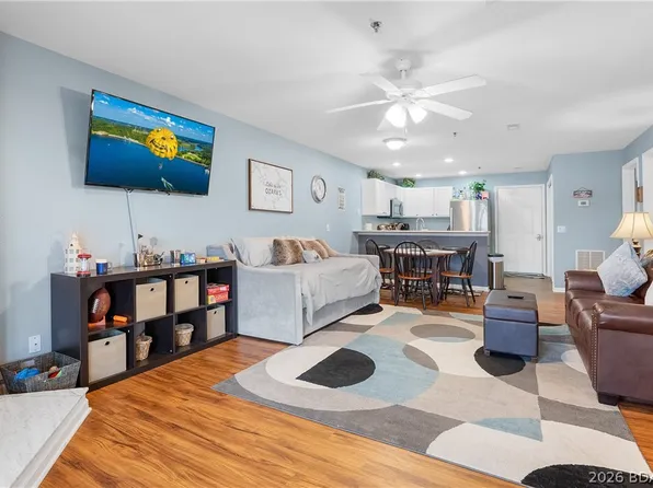 133 Cedar Glen Ct Unit 1C, Camdenton, MO 65020