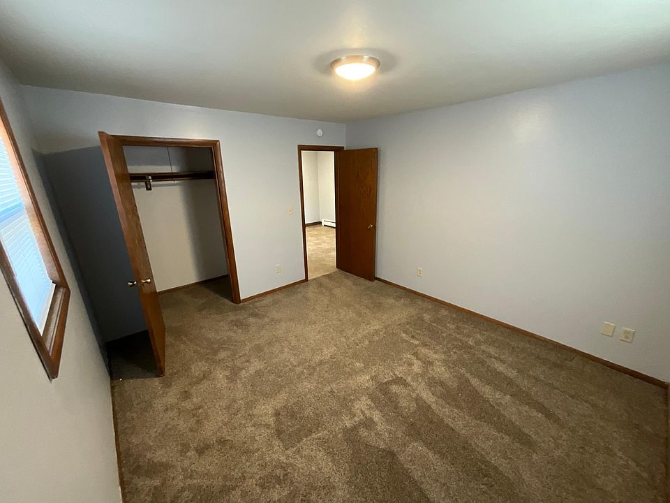 1st image of 315 2nd Ave S #4