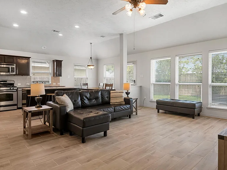 21930 Cascade Hollow Ln — Photo 18