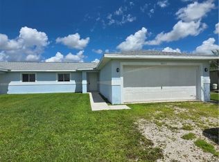 2011 Park Rd, Lehigh Acres, FL 33971