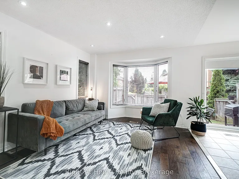 5223 Fairford Cres #51 — Photo 5