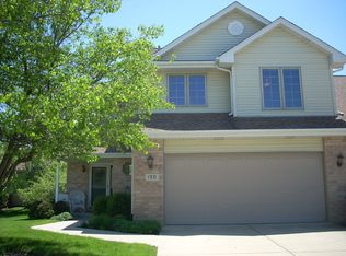 150 Grove Ct, Lemont, IL 60439