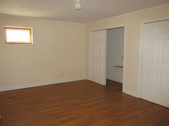 3rd image of 1087 Snowberry Hill Dr