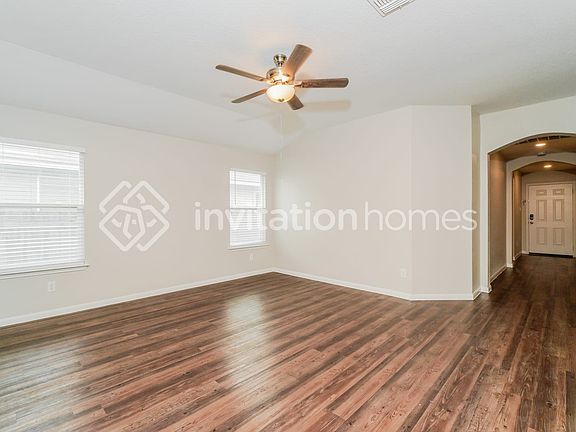 2nd image of 1026 Lauren St