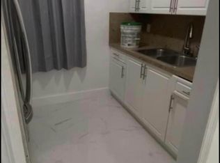 1860 NW 73rd St, Miami, FL 33147