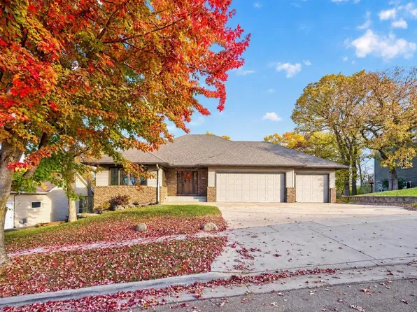 1419 Glendale Hills Dr NE, Rochester, MN 55906