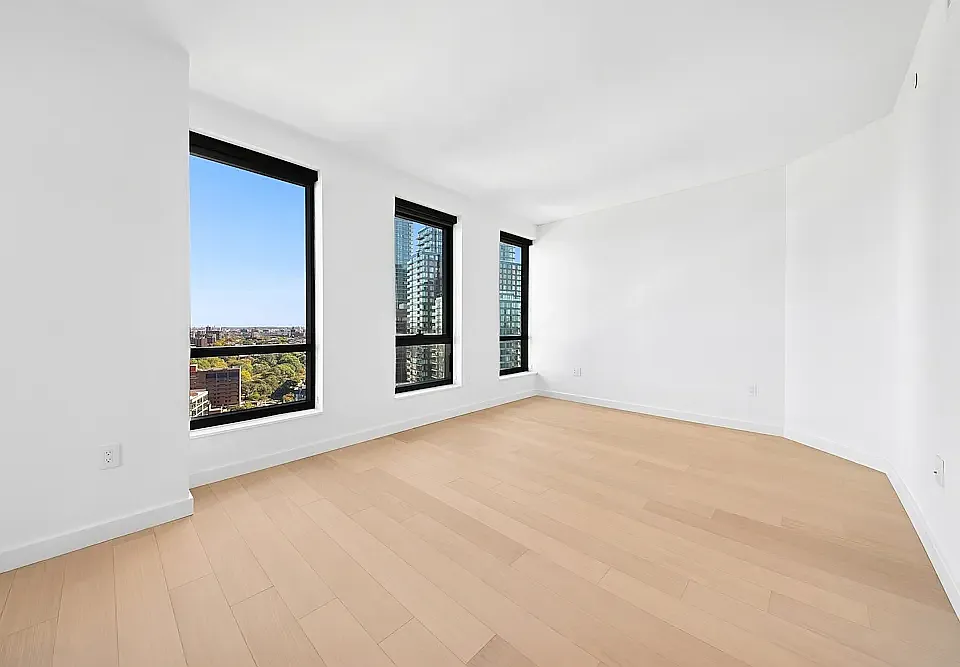 567 Fulton St #37M
