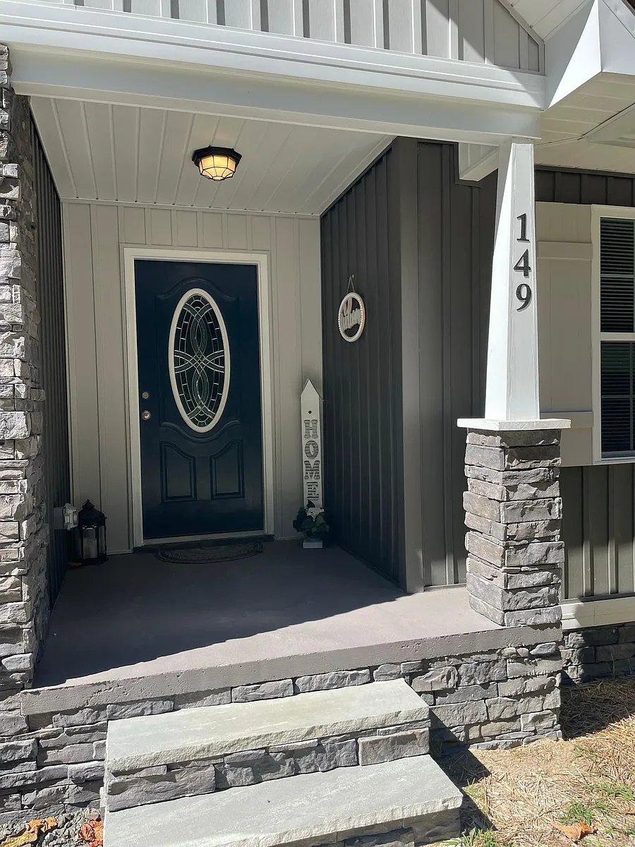 Building Photo - 149 McNew Dr