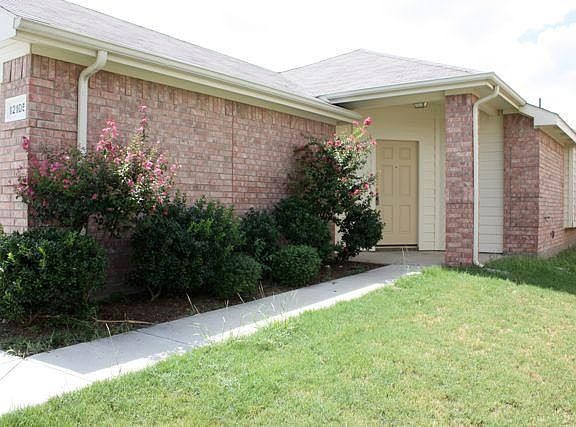 2nd image of 12105 Thicket Bend Dr