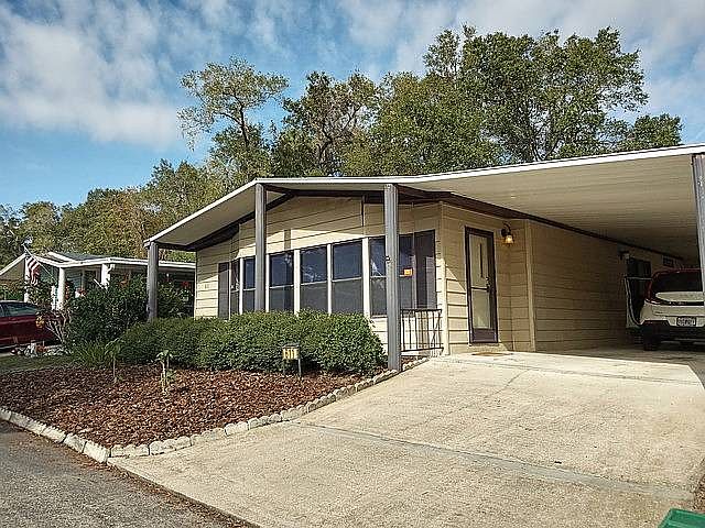 1st image of 611 Orange Tree Dr