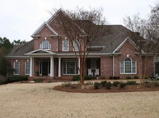 1422 Stratford Hall Ct, Grayson, GA