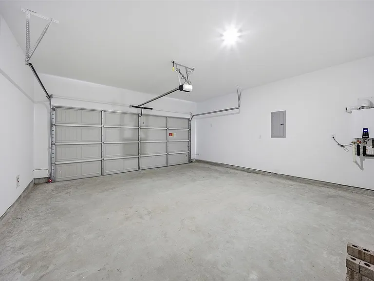 21643 Colonial Meadow Creek Trl — Photo 29