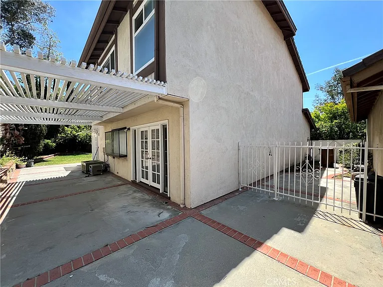 2134 Baywood Dr — Photo 6