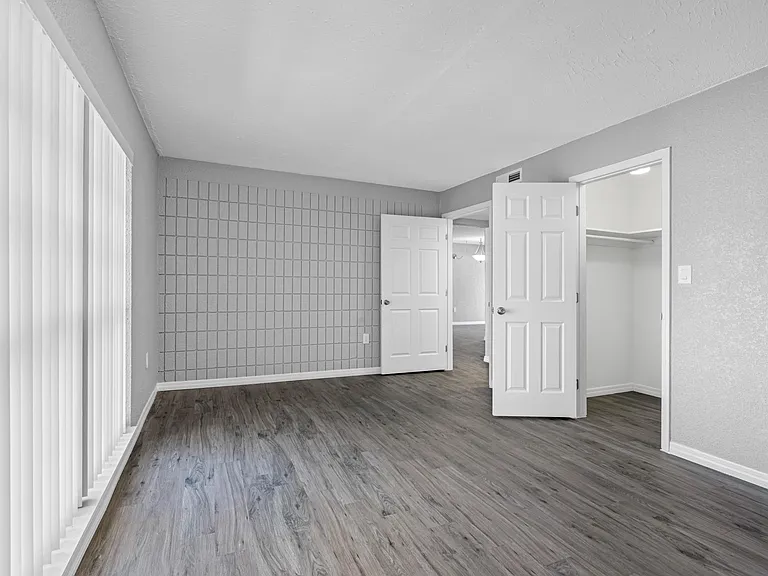 Montierra Apartments — Photo 21