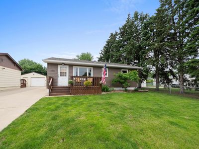 2501 E 7th St, Sioux Falls, SD, 57103