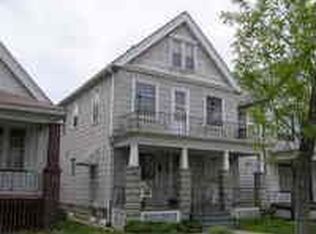 3037 S 8th St, Milwaukee, WI 53215