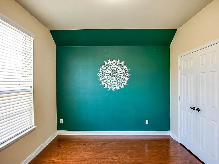 1721 Elaina Loop — Photo 22
