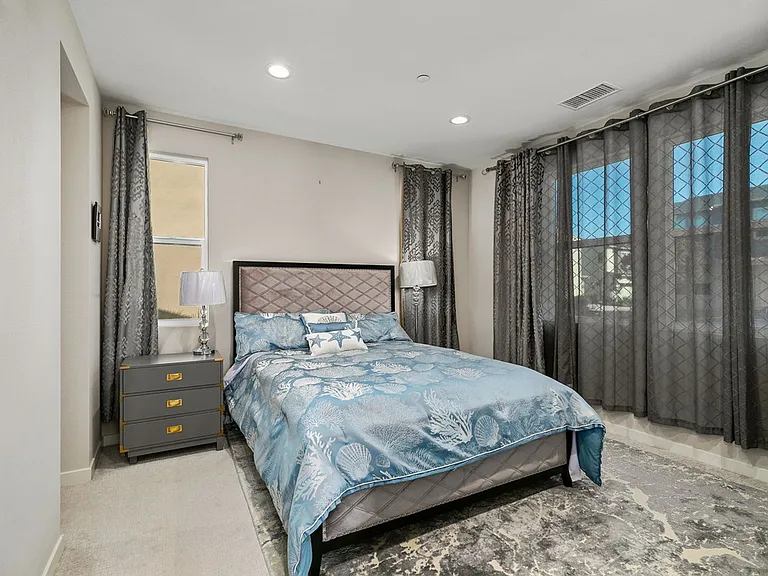 81 Alienta Ln — Photo 6