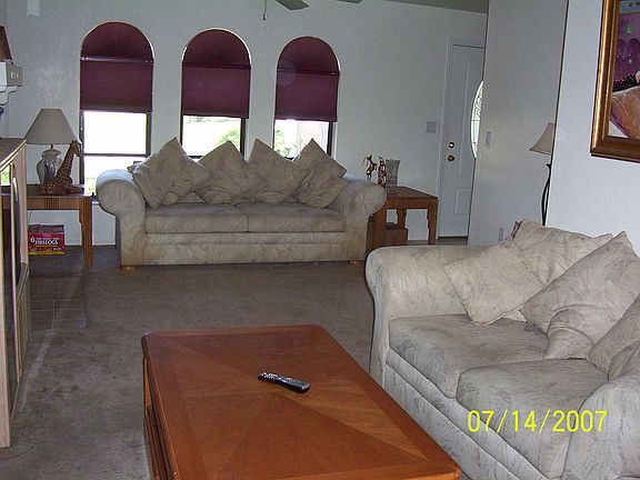 Front livingroom