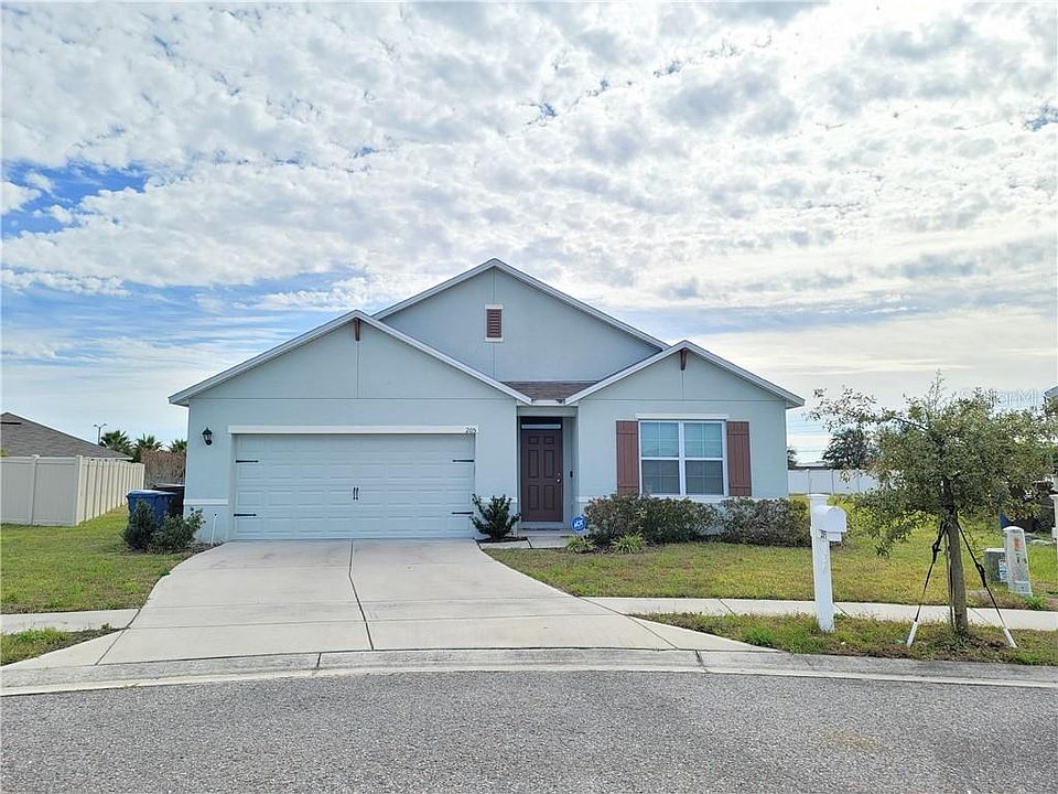 1st image of 205 Remington Pl