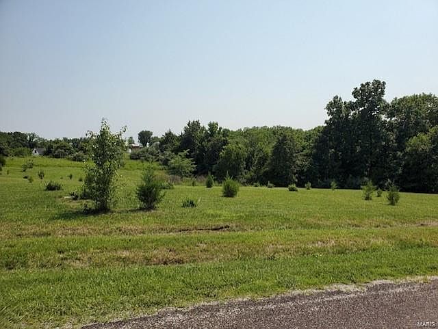2nd image of 430 Hope Ct