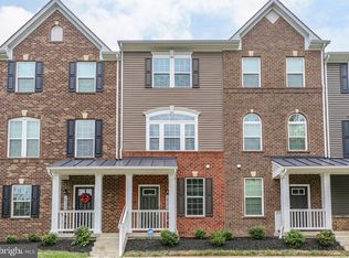 18353 Reaper Hill Ct, Triangle, VA 22172