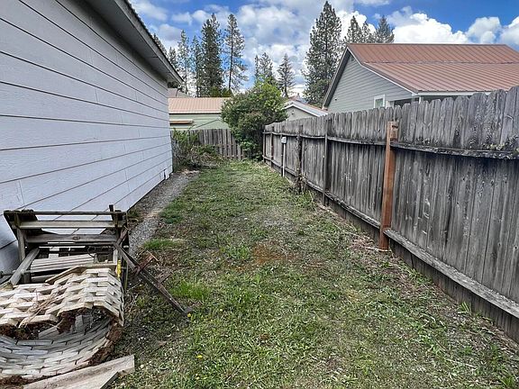 5th image of 707 Bud St