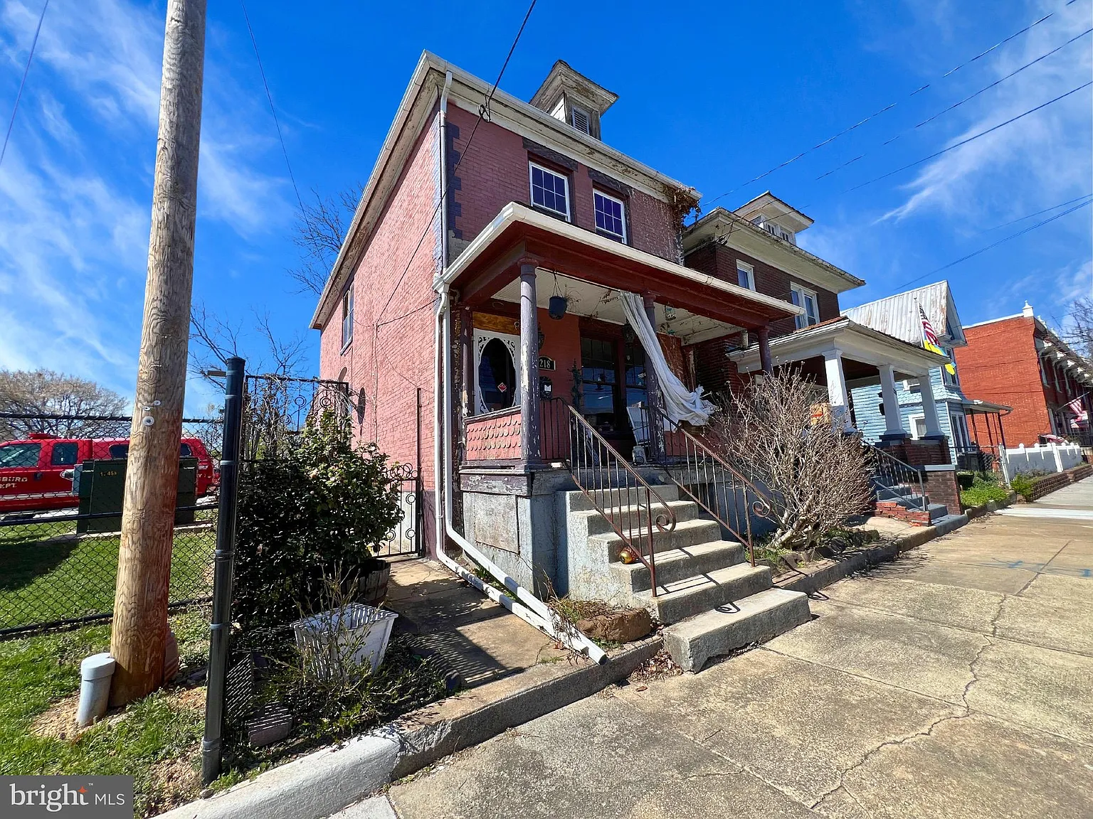 218 N Raleigh St photo 1