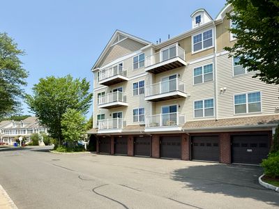 34 Schoolhouse Drive #405, West Hartford, CT, 06110