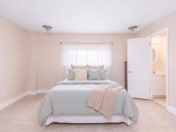 5th image of 1222 E Ocean View Ave APT 306