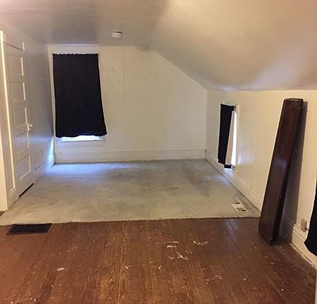 Large bedroom