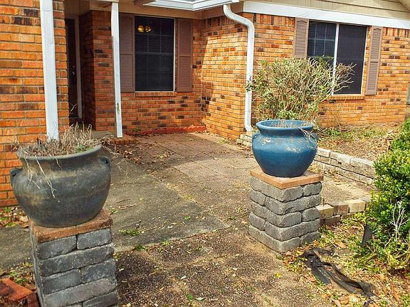 2nd image of 4315 Bayou Ridge Dr